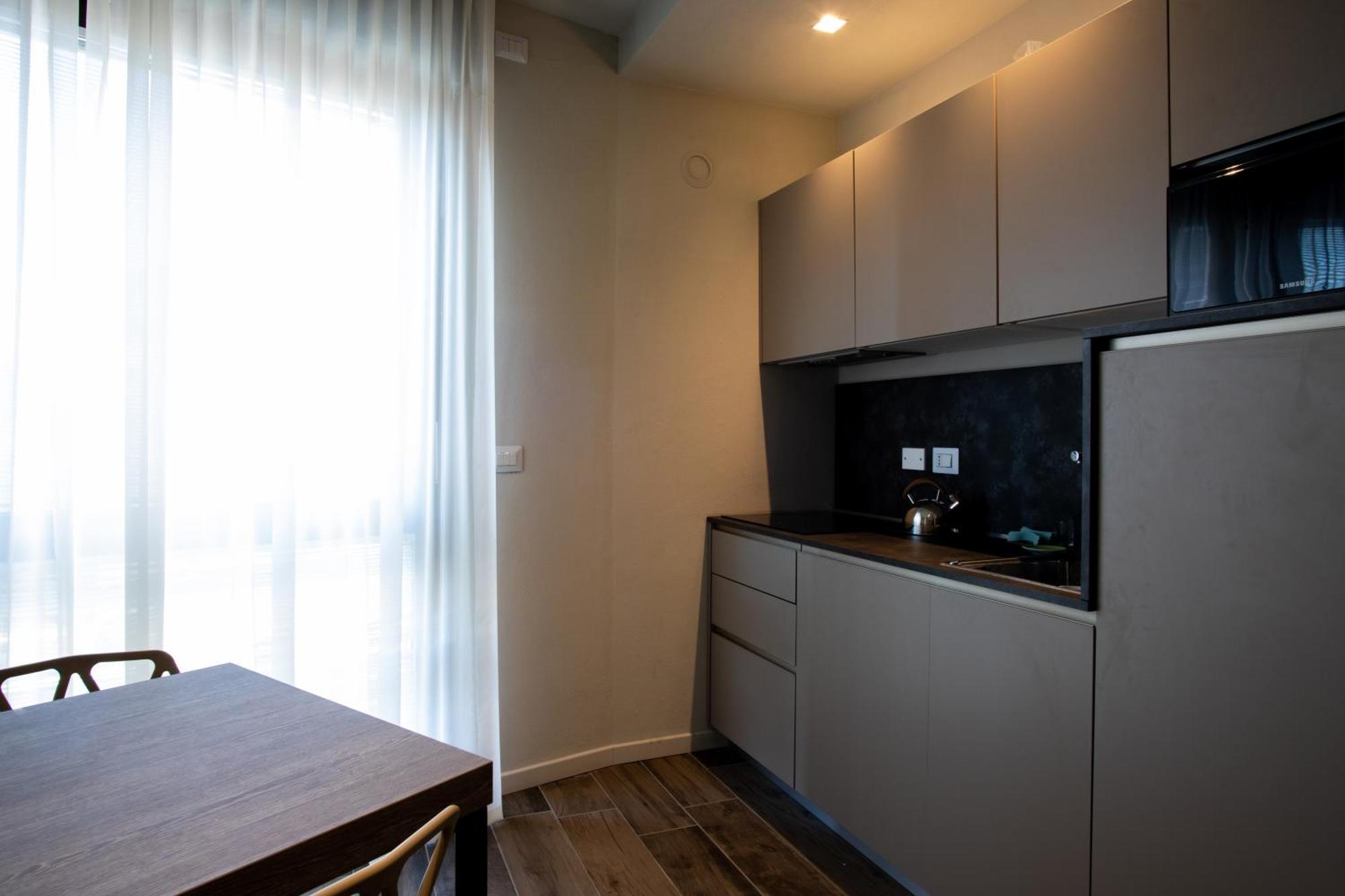 Astoria Living Apartments Болонья Екстер'єр фото
