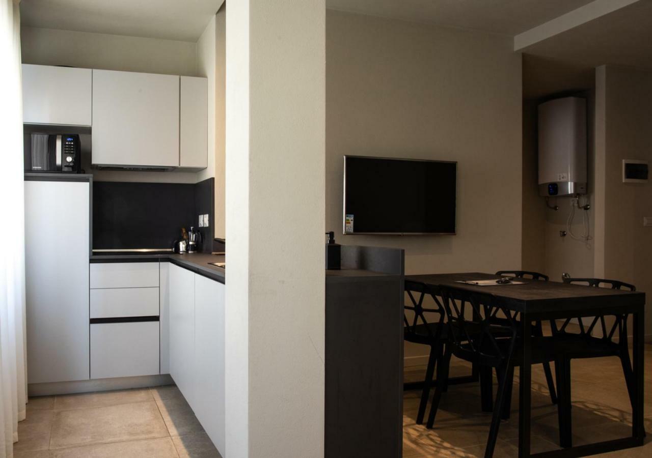 Astoria Living Apartments Болонья Екстер'єр фото