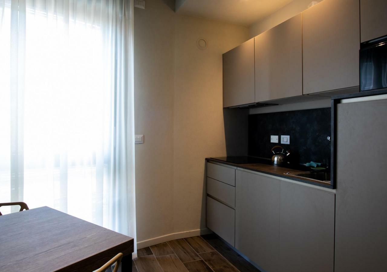 Astoria Living Apartments Болонья Екстер'єр фото